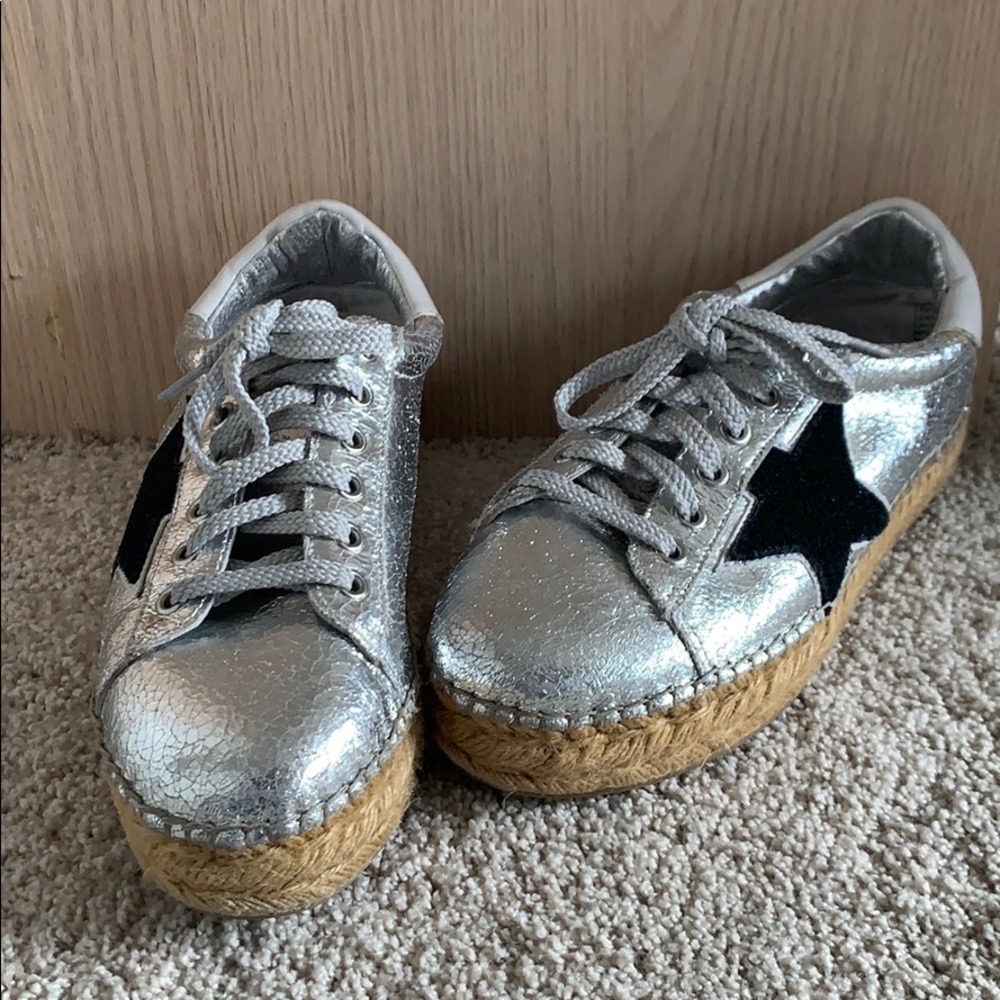 Steve Madden Sneakers
